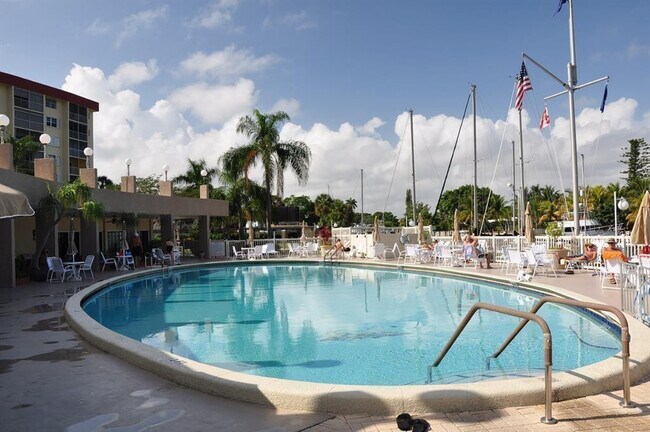 Building Photo - 2731 NE 14th Street Causeway