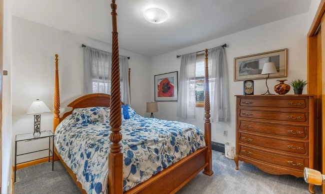 Building Photo - Charming 3 Bedroom in Overlook Heights