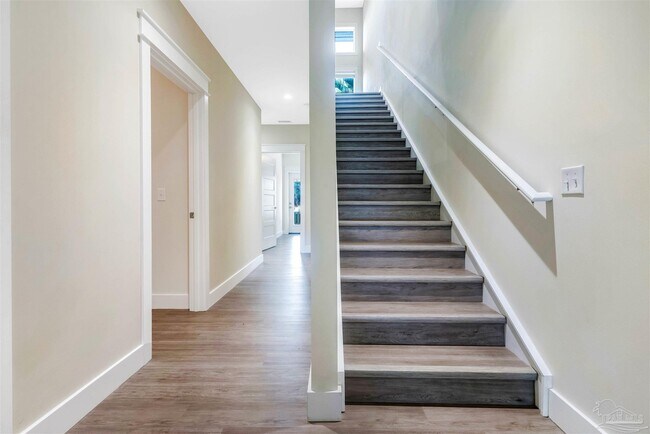 Building Photo - 340 Bluefish Dr