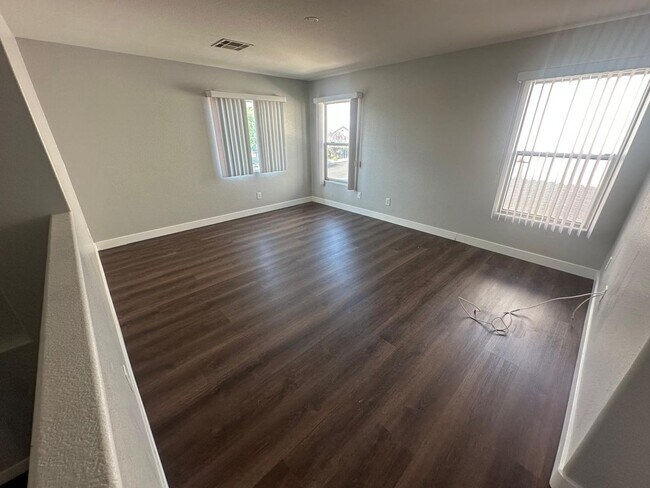 Building Photo - 11588 W Aruba Beach Ave