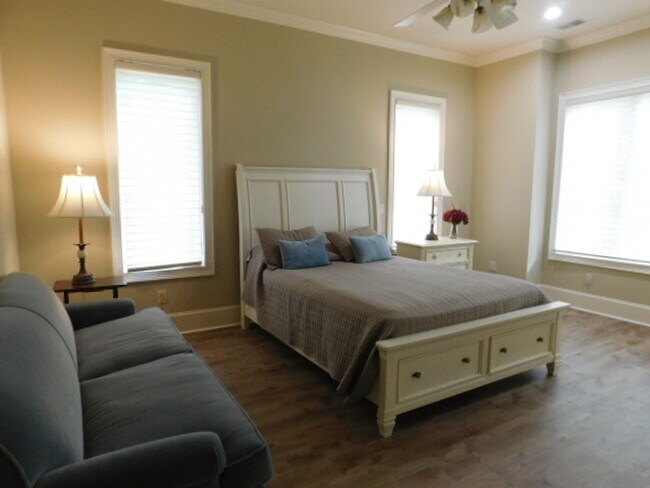 Building Photo - Beautiful Home Located In Indigo Run