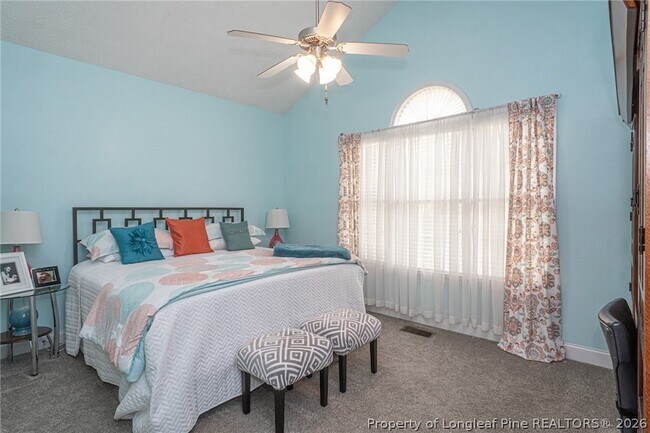 Building Photo - 3021 Bankhead Dr