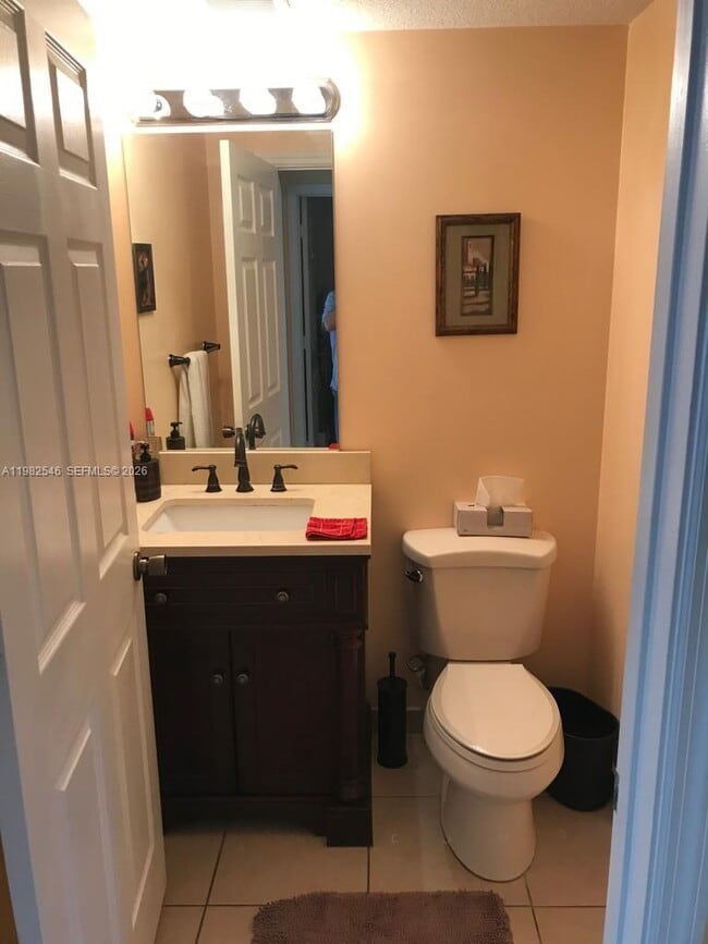 Building Photo - 2142 Siena Way