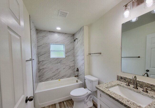 Building Photo - 1872 Tulane Ave SE