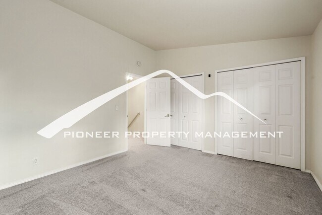 Building Photo - 6162 Colony Cir