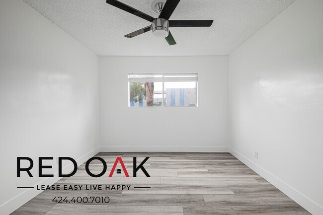 Building Photo - 630 N Cerritos Ave