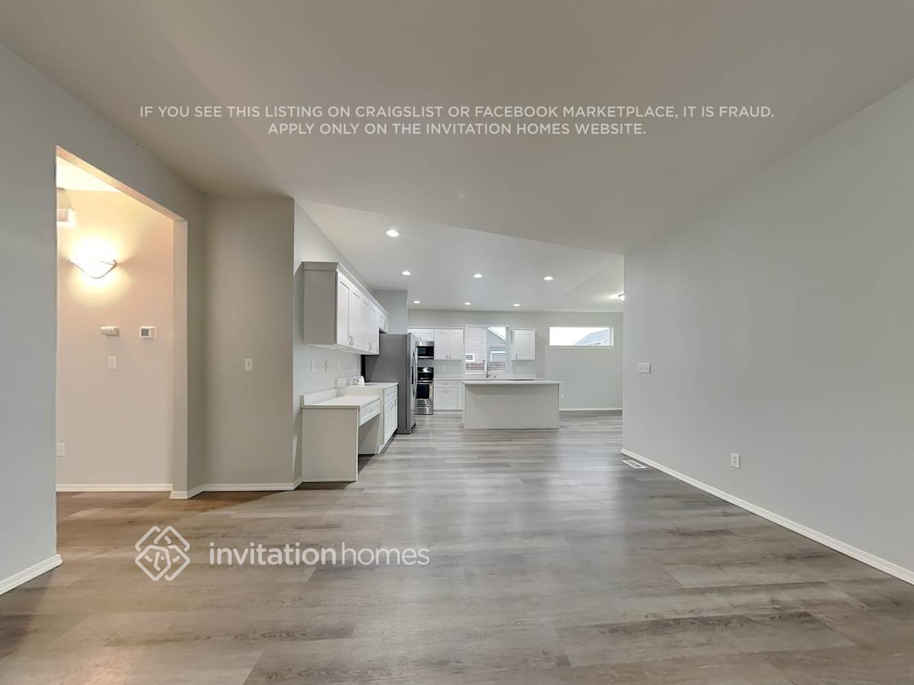 Building Photo - 301 Hawk Ave SW