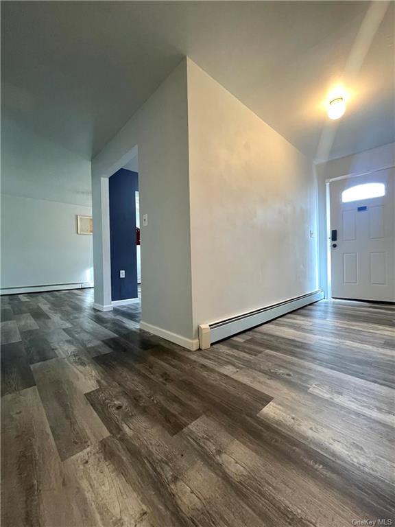 Building Photo - 114 Wawayanda Ave