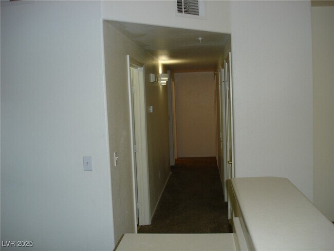 Building Photo - 7139 S Durango Dr