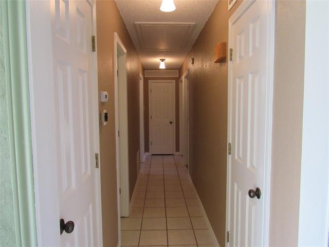 Building Photo - 2312 Blue Cypress Dr