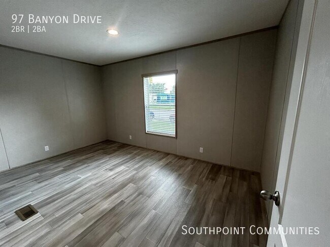 Building Photo - 97 Banyon Dr