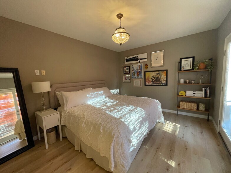 Building Photo - 3636 Jasmine Ave