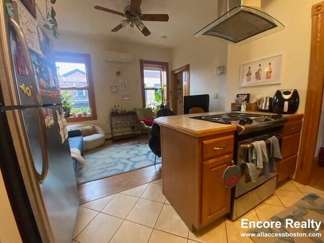 Building Photo - 66 Pinckney St