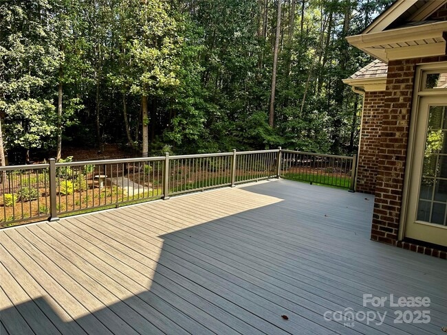 Building Photo - 4642 Gold Finch Drive