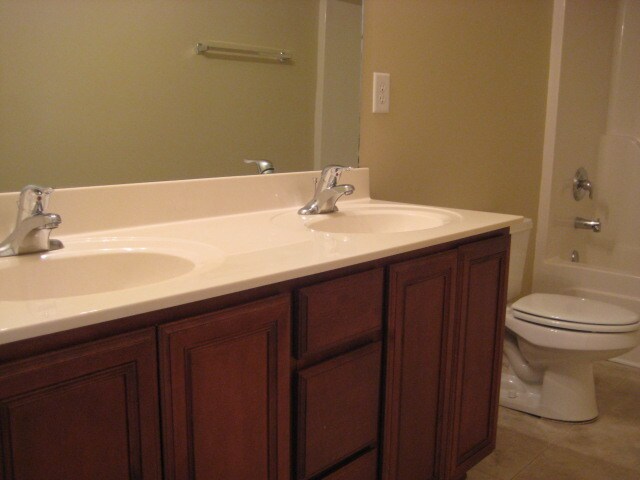 Building Photo - 4003 Strata Dr