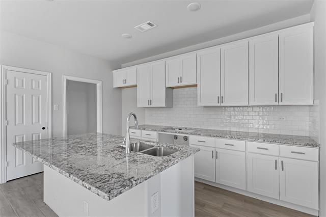 Building Photo - 566 Ruthye Ln