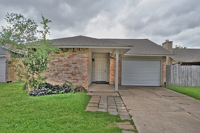 Building Photo - 6327 Porterway Dr