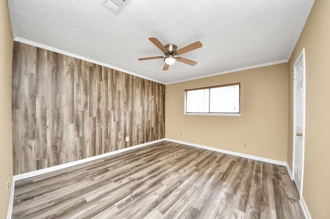 Building Photo - 13610 Furman Rd