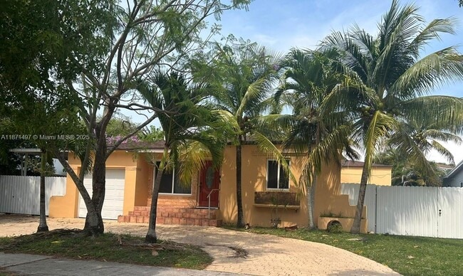 Primary Photo - 1575 SW 12th Ave