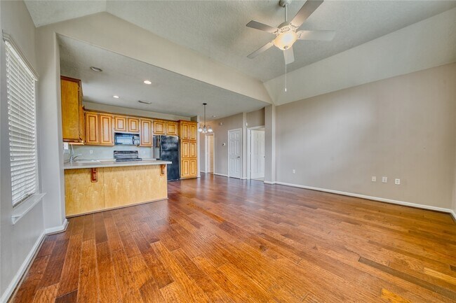 Building Photo - 770 Hunt Rd