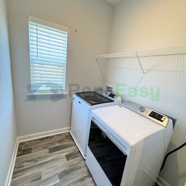 Building Photo - 2005 Laycock Ln