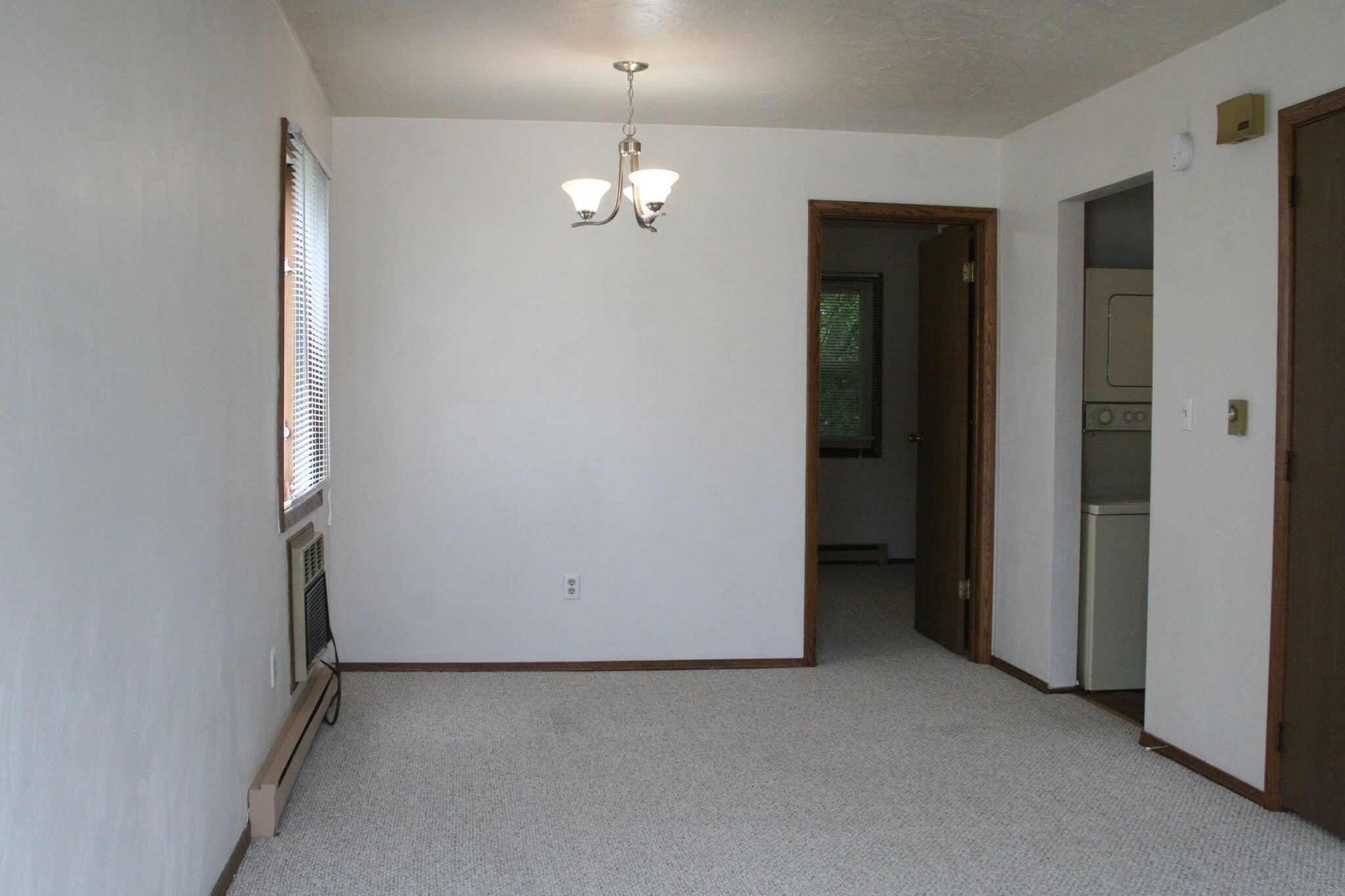 Building Photo - 2525 Hope Dr