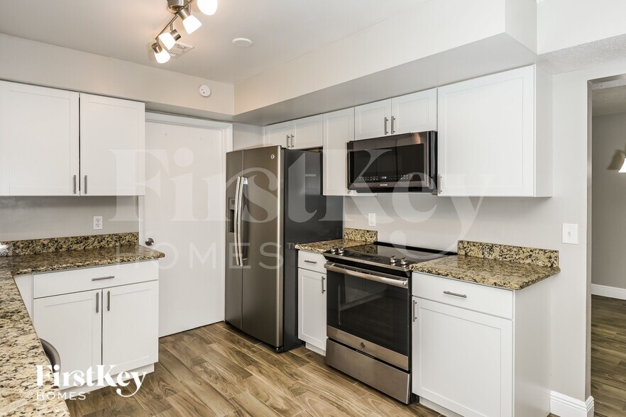 Building Photo - 957 Bayward Ct