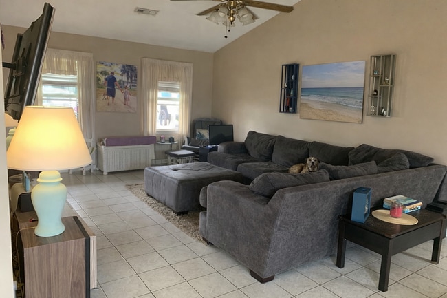 Building Photo - PLANTATION DRIVE