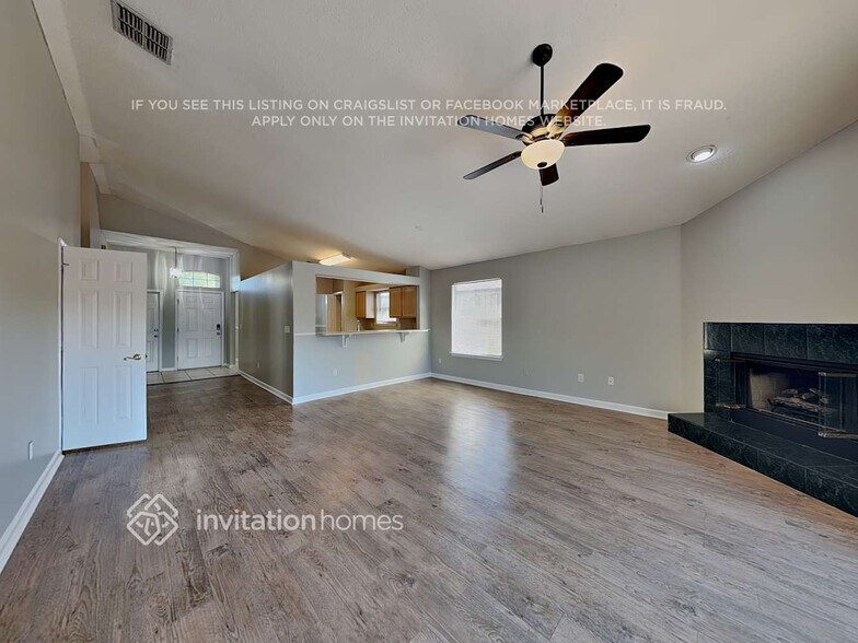 Building Photo - 12258 Sutton Estates Cir W