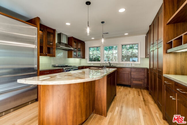 Building Photo - 1616 Ashland Ave