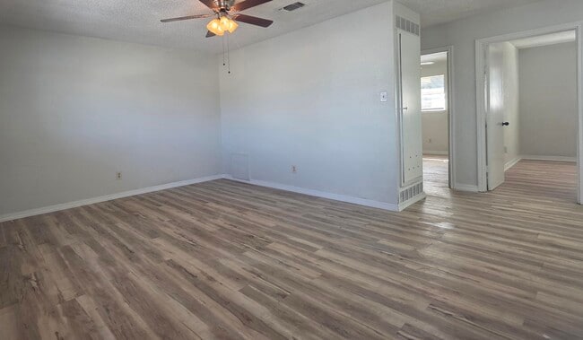 Building Photo - 2207 15th St