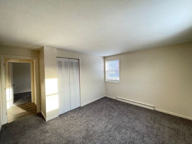 Building Photo - 177 Loudon Rd
