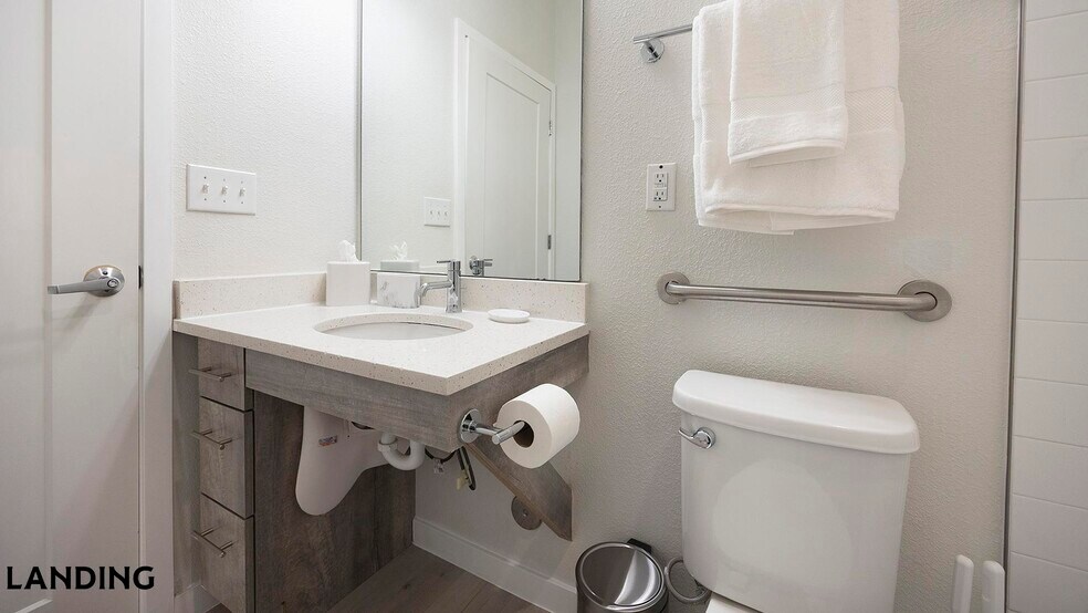 Building Photo - 3022 Zuni St