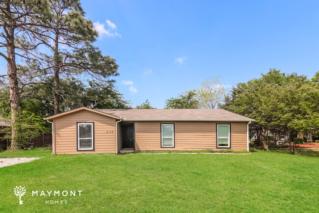 Primary Photo - 4-Bedroom Home in Oak Point, TX
