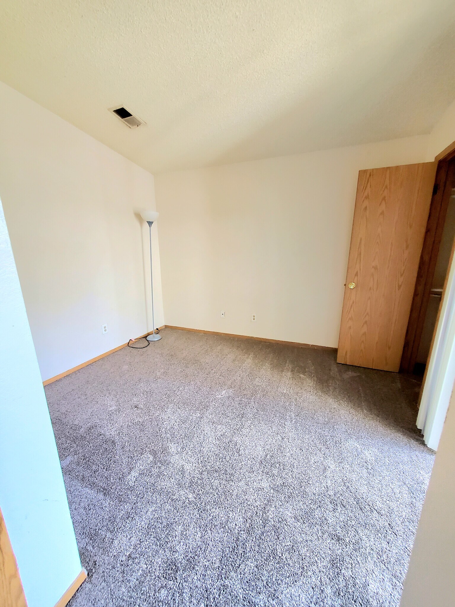 Bedroom - 932 S Dearborn Way