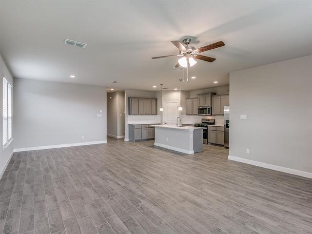 Building Photo - 1152 Croxley Wy