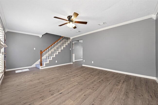 Building Photo - 6700 Richardson Rd