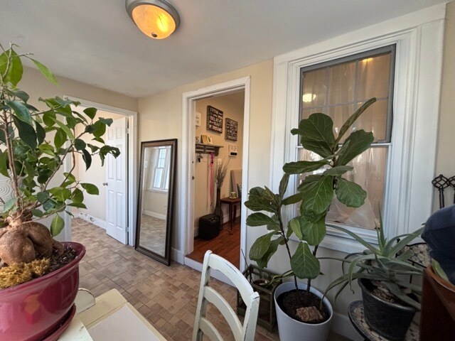 Building Photo - 1974 William St