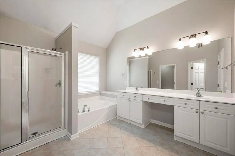 Building Photo - 61 Gellmore Ln