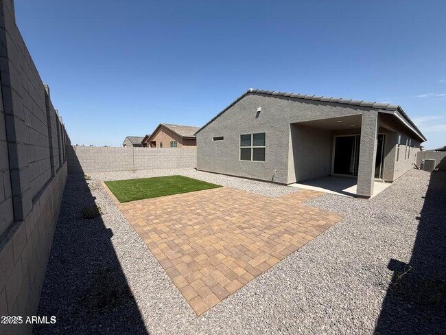 Building Photo - 4164 W Yolanda Ln