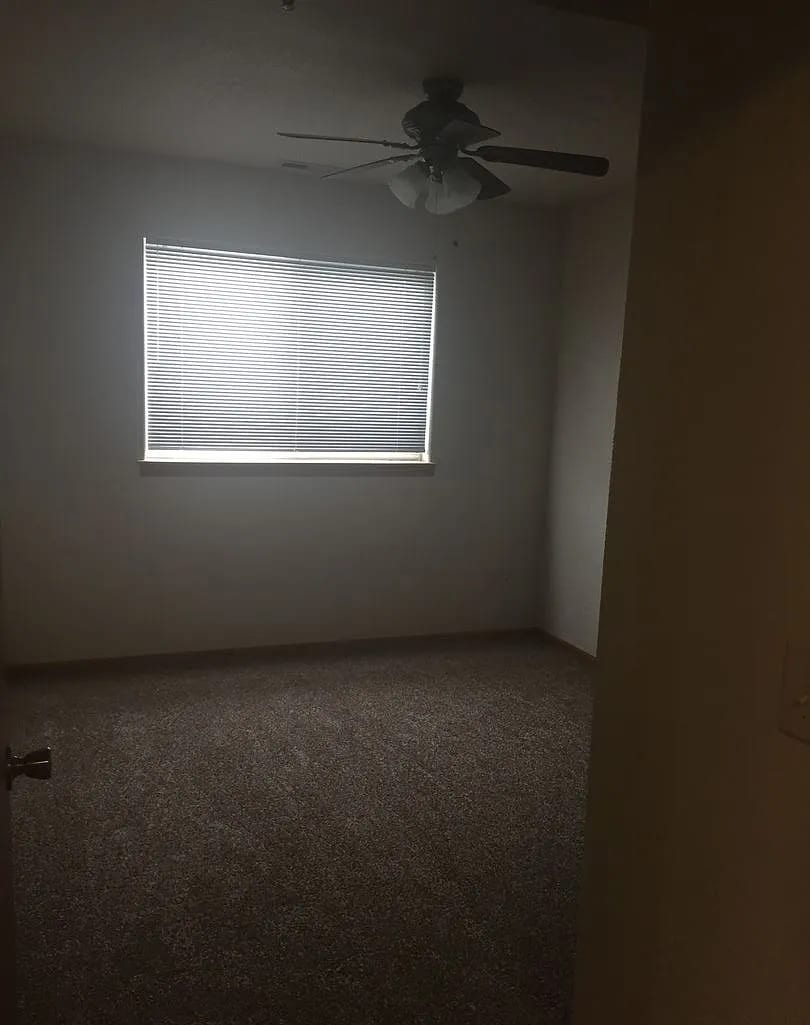 Building Photo - 873 E Minnesota St