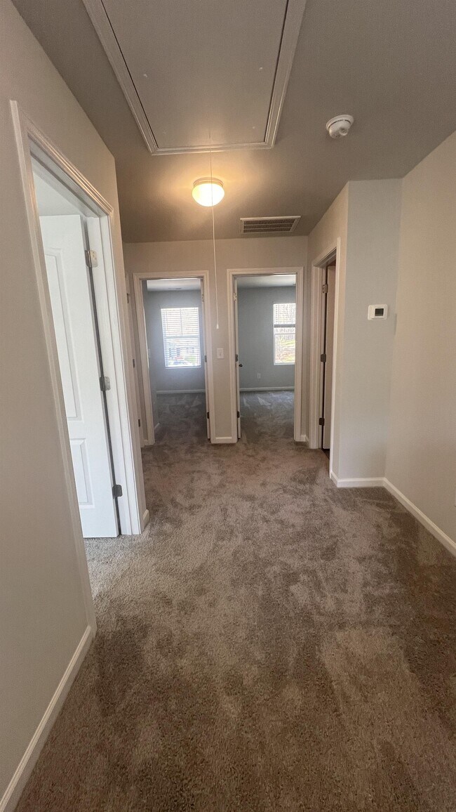 Building Photo - 228 Fire Ln