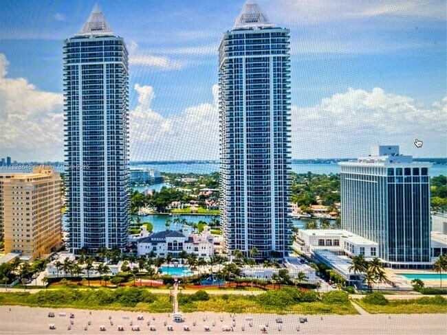 Building Photo - 4779 Collins Ave