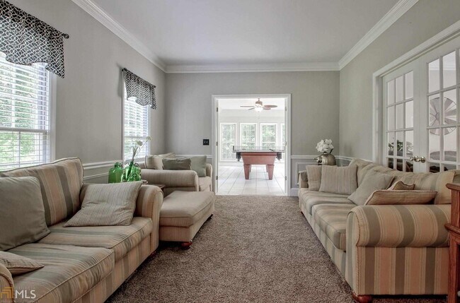 Building Photo - 208 Wysteria Ct