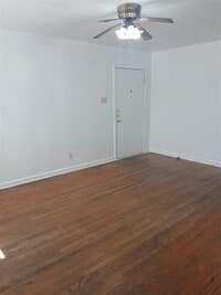 Building Photo - 3019 Avon St