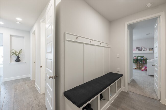Building Photo - 24610 Beebalm Trl