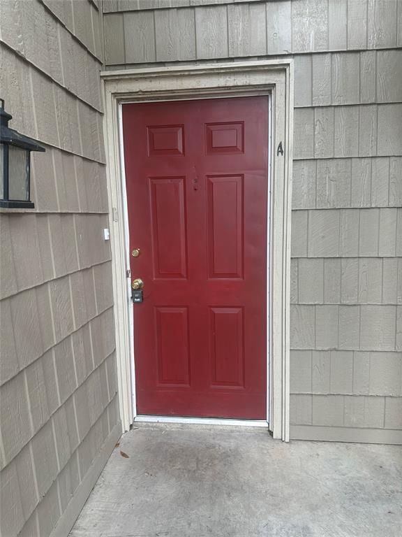 Building Photo - 6907 Woodhue Dr