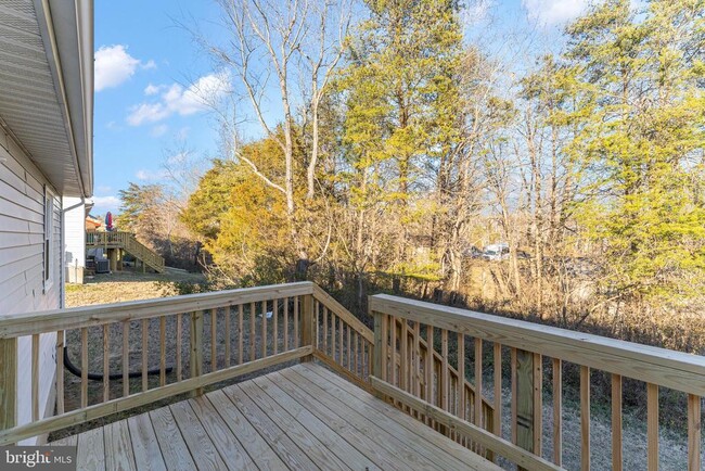 Building Photo - 2118 Kaiser Dr