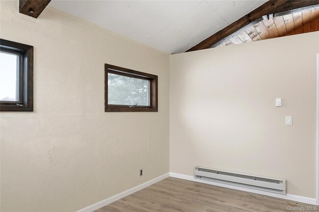 Building Photo - 378 Broadway