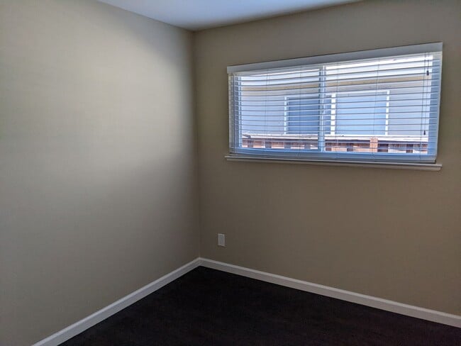 Building Photo - Remodeled 4 Bed 2 Bath Sunnyvale Home - Sp...